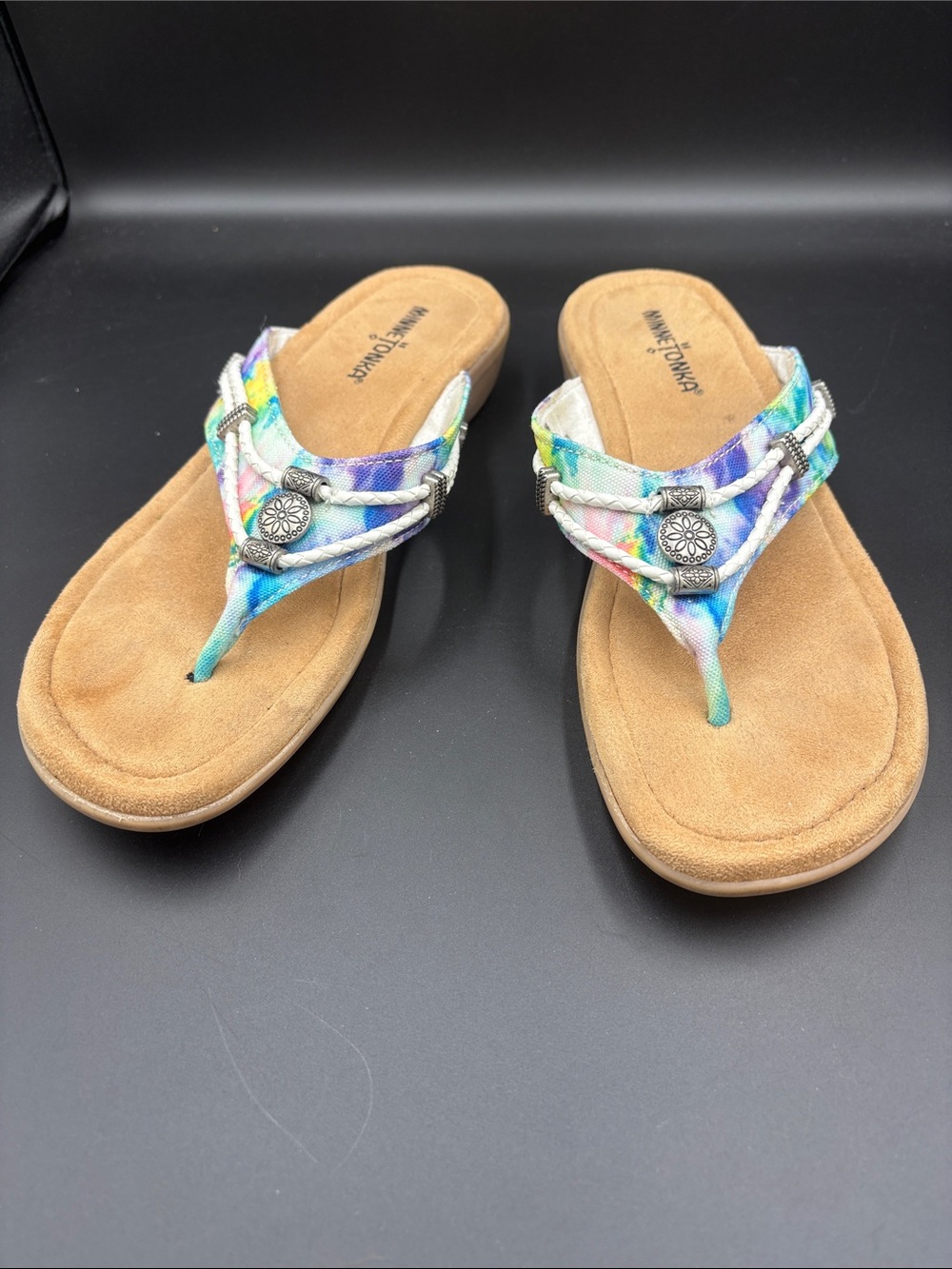 Minnetonka Tie-Dye Beaded Thong Sandal - Multicolor size 9